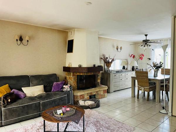 Maison 4 pièces 100 m2, garage, grenier, dépendance