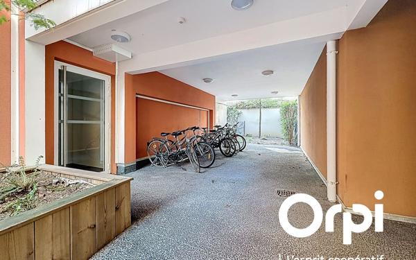 Appartement à vendre    2 pièces • 40,45 m2 Villeurbanne