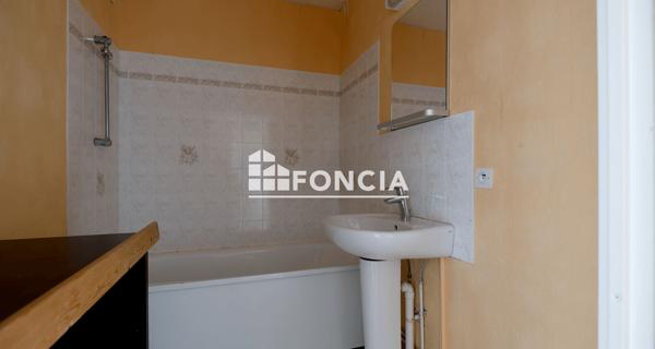 À vendre Appartement 4 pièces 77 m² - Melun 77000