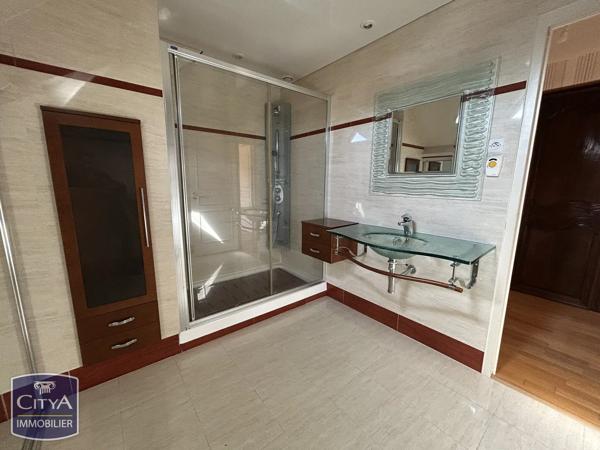 Maison à vendre 6 pièces 168m² Le Mans (72000)