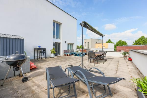 Appartement
         4 pièces
        - 83 m² Exclusivité 285 000 € *