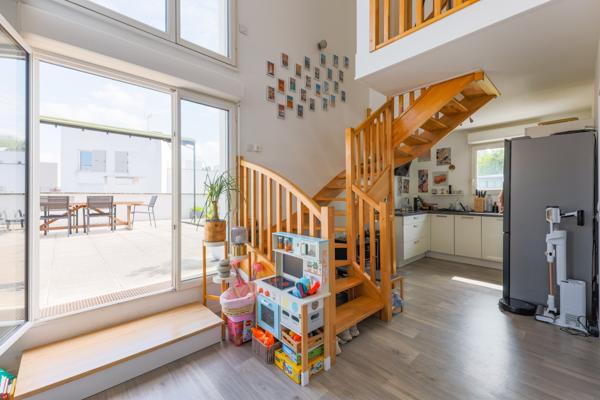 Appartement
         4 pièces
        - 83 m² Exclusivité 285 000 € *