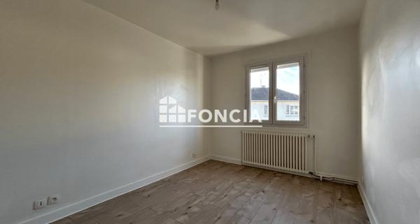 Location Maison 5 pièces 77.18 m² - Rambouillet 78120