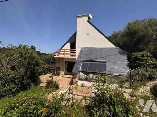 A vendre maison à  Moëlan-sur-Mer (29) 

Découvrez cette maison contemporaine idéalement situ...