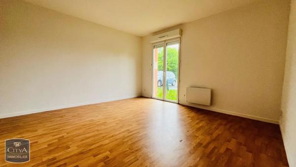 Appartement à louer 2 pièces 41.13m² Maubeuge (59600)