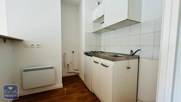 Appartement à louer 2 pièces 41.13m² Maubeuge (59600)