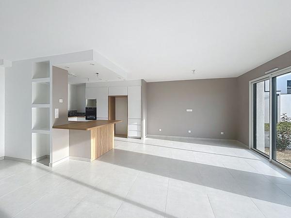 Maison neuve 133m² 4 chambres secteur Angers Maitre Ecole / Mongazon