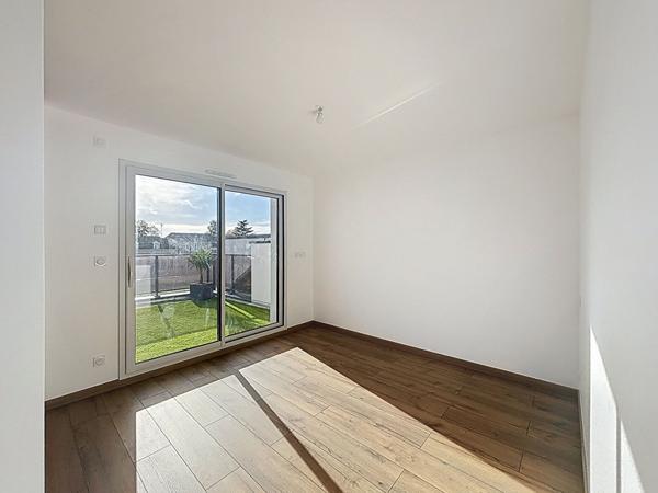 Maison neuve 133m² 4 chambres secteur Angers Maitre Ecole / Mongazon
