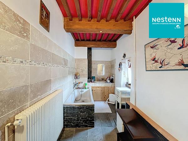 Maison 173 m² - Montbrison - terrain arboré 1830 m² environ - tommettes - poutres à la française