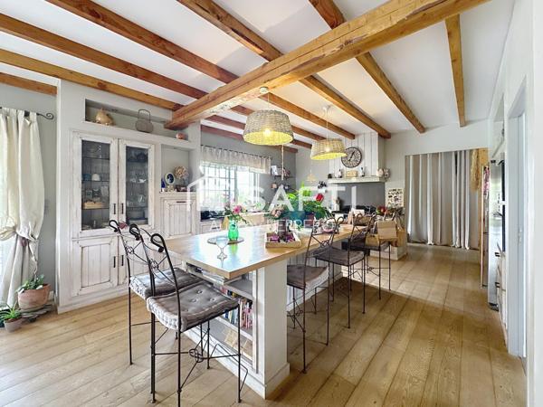 Propriété de 250m2 avec piscine et sous sol aménagé pour activité professionnelle - 20 km de Verfeil