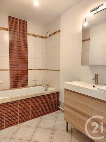 Appartement F3 à vendre  3 pièces - 68,75 m2 LYON - 69003