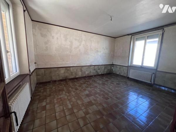 EXCLUSIVITE SAINT BRICE COURCELLES MAISON ANCIENNE JARDIN GARAGE