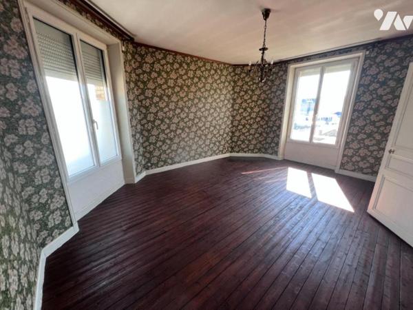 EXCLUSIVITE SAINT BRICE COURCELLES MAISON ANCIENNE JARDIN GARAGE