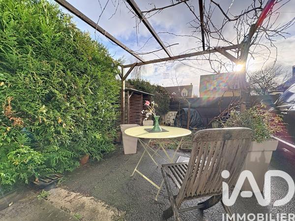 Maison à vendre 8 pièces 211 m² Magny-les-Hameaux