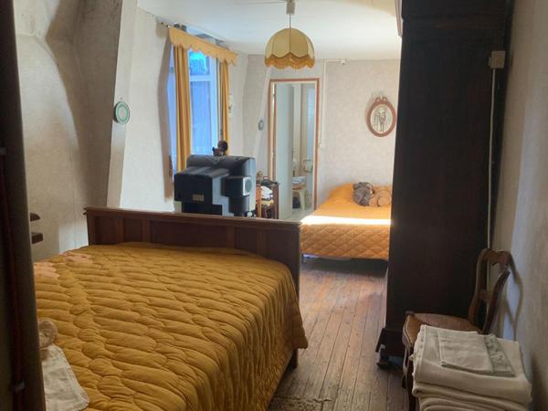 Maison de village avec fort potentiel 6 pièce(s) 124 m2