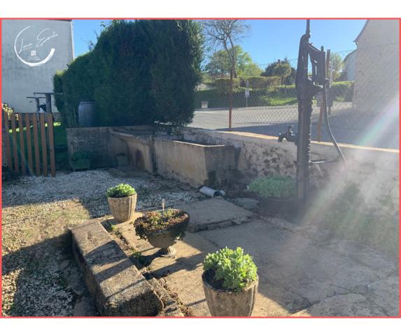 Maison de village avec fort potentiel 6 pièce(s) 124 m2