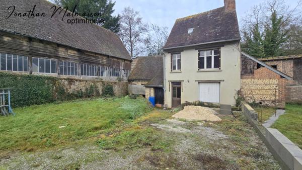 GROS POTENTIEL – Ensemble immobilier – Centre-ville de L’Aigle