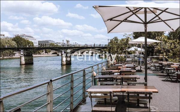 Bureau 8 pièces - 240 m²