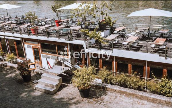 Bureau 8 pièces - 240 m²