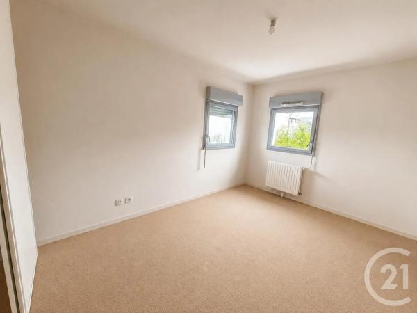 Appartement F3 à vendre  3 pièces - 65 m 2   ST HERBLAIN  - 44