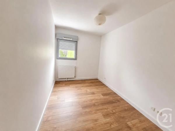 Appartement F3 à vendre  3 pièces - 65 m 2   ST HERBLAIN  - 44
