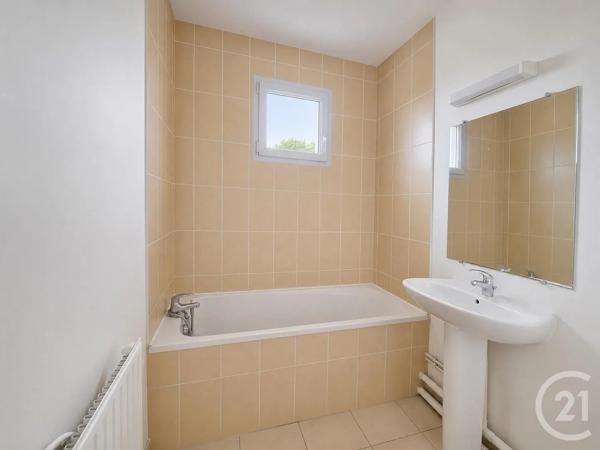 Appartement F3 à vendre  3 pièces - 65 m 2   ST HERBLAIN  - 44