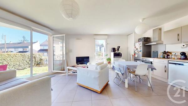 Appartement F3 à vendre  3 pièces - 65 m 2   ST HERBLAIN  - 44