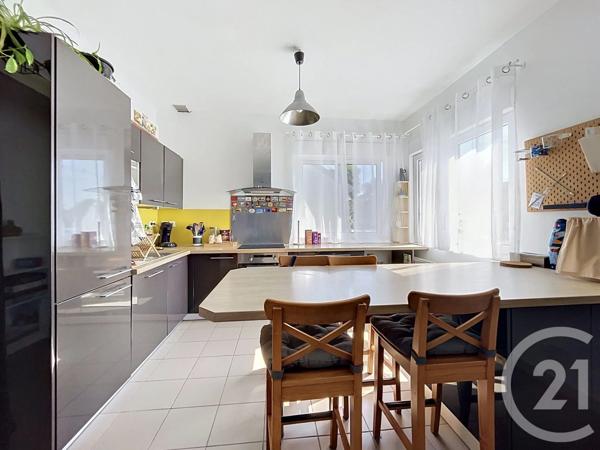 Appartement F3 à vendre  3 pièces - 65 m 2   ST HERBLAIN  - 44