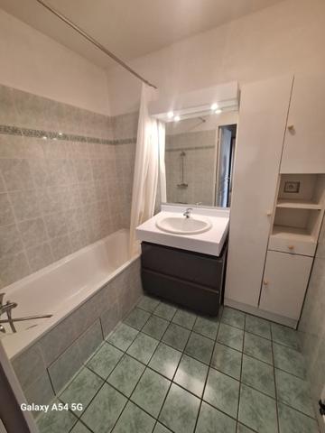 Appartement à vendre |  Villeurbanne |  3 pièces | 65 m²