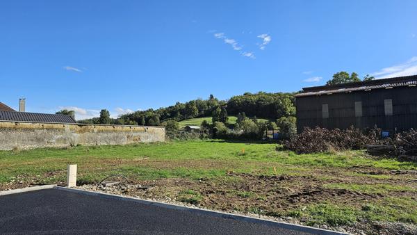 SAINT CHEF terrain plat viabilisé de 608 m² Saint-Chef (38890)