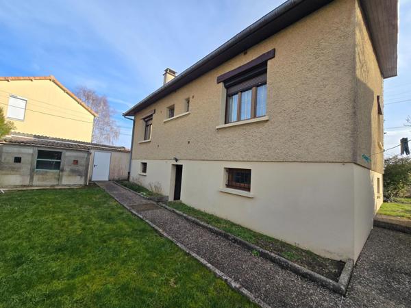 Maison lumineuse avec SOUS-SOL & VÉRANDA