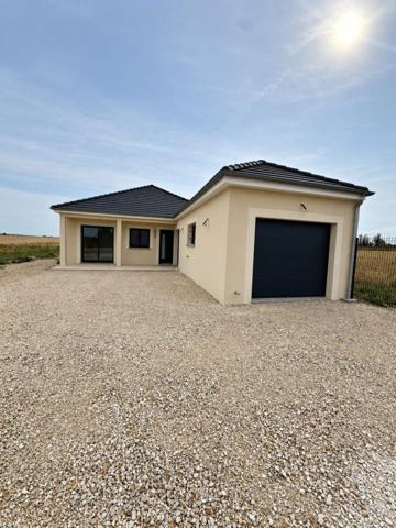 Vente / Maison de plain-pied à Troyes (10000)