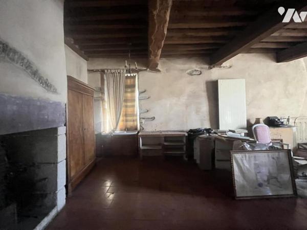 Maison d’habitation de charme, mitoyenne