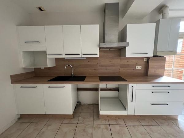 Appartement T3 de 51m² en RDC et en plein centre ville de Lavaur !