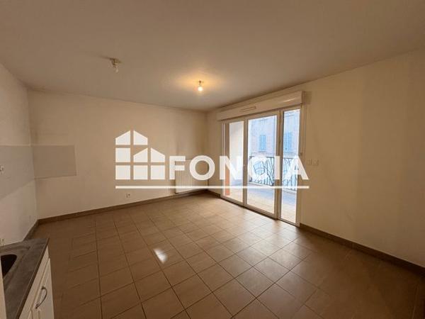Location Appartement 2 pièces 39.5 m² - 70 BOULEVARD BAUCHIERE Toulon 83000
