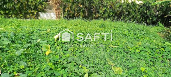 Terrain 1 775 m² constructible – Le François