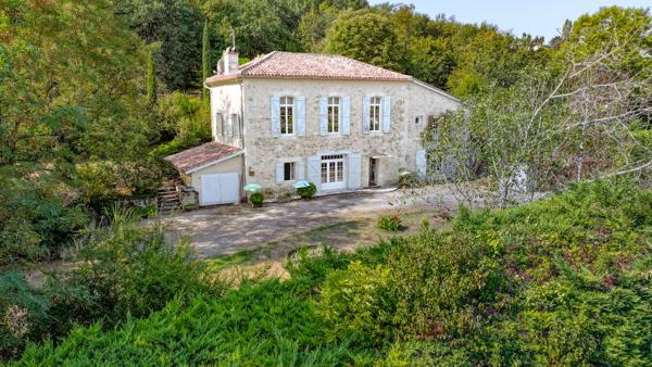 A vendre Maison Auch 237,66m2 avec 1 hectare de terrain arboré