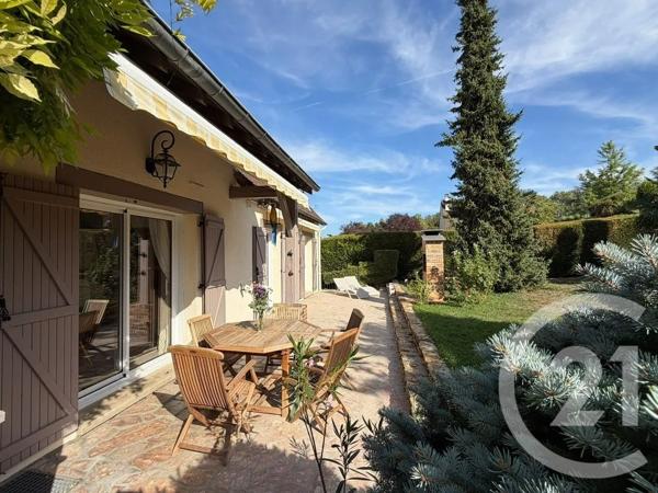 Maison à vendre  8 pièces - 209 m 2   ST FARGEAU PONTHIERRY  - 77