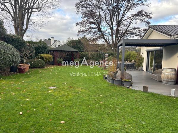 Maison à LESIGNY, 77150 - 5 pièces 152m²