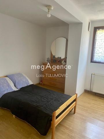 Maison à Douchy-les-Mines, 59282 - 6 pièces 150m²