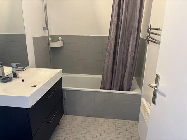 Appartement Bordeaux Gare St Jean T1 MEUBLE