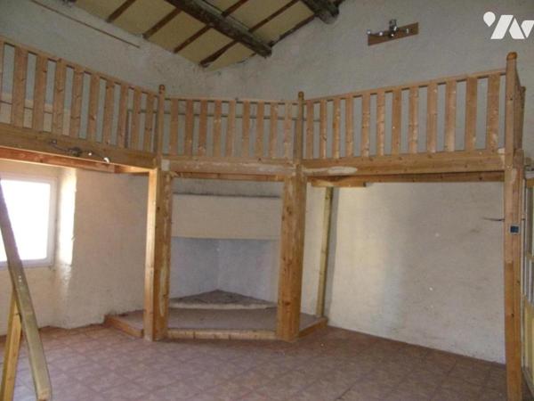 GROS MAS DE VILLAGE EN L - SECTEUR AVIGNON