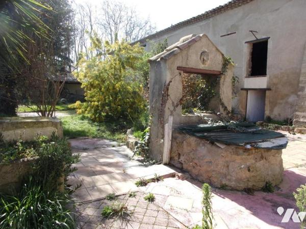 GROS MAS DE VILLAGE EN L - SECTEUR AVIGNON