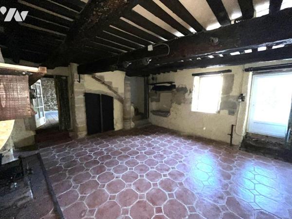 Superbe mas de village avec dépendances et jardin