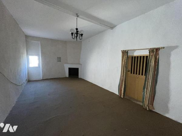 Superbe mas de village avec dépendances et jardin