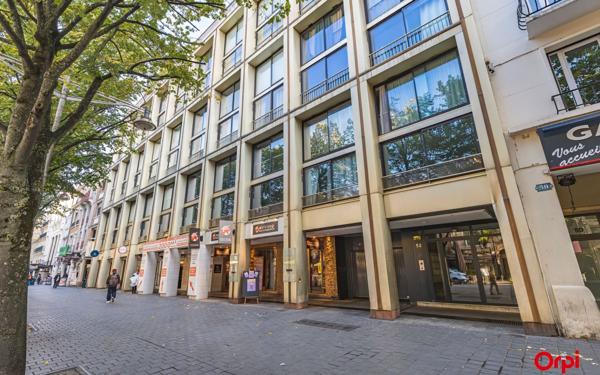 Appartement à vendre    2 pièces • 51 m2 Reims