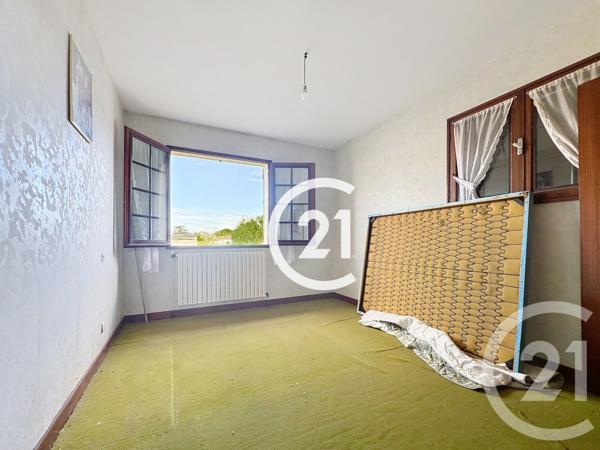 Maison à vendre  5 pièces - 115,80 m2 CHATEAUBERNARD - 16