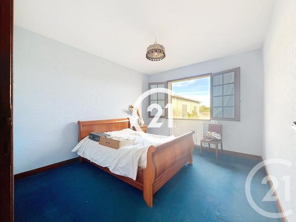 Maison à vendre  5 pièces - 115,80 m2 CHATEAUBERNARD - 16