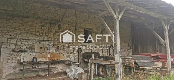 Corps de ferme maison + batiment + terrain 12330m2