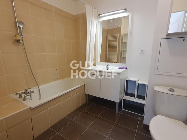 À vendre Superbe T2 Centre OULLINS dans résidence récente